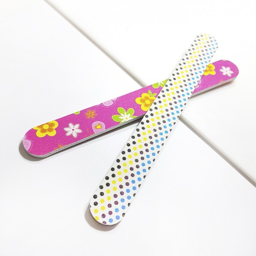 Lima para uñas estampada x 4 u.